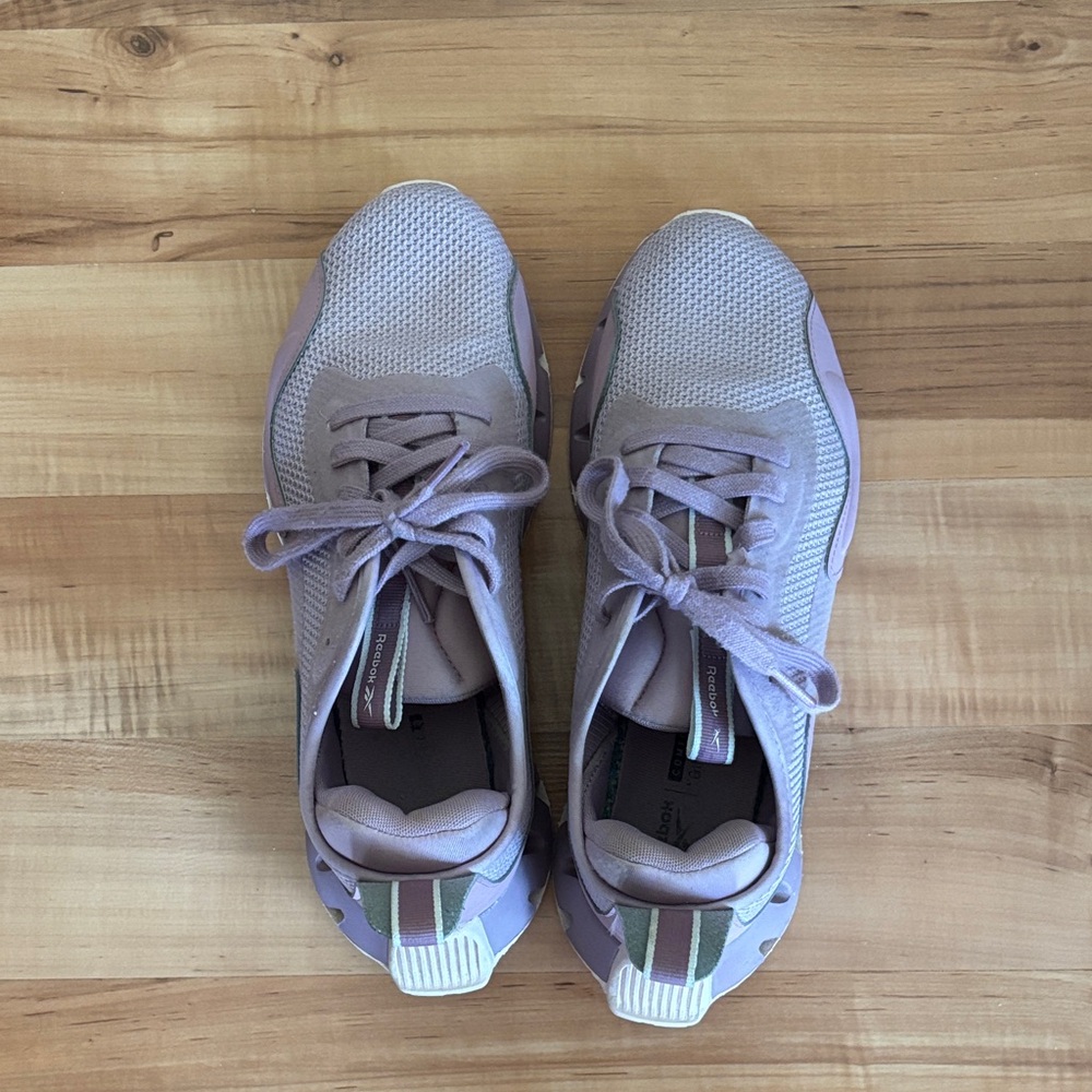 Women’s Purple Reebok Tennis Shoes